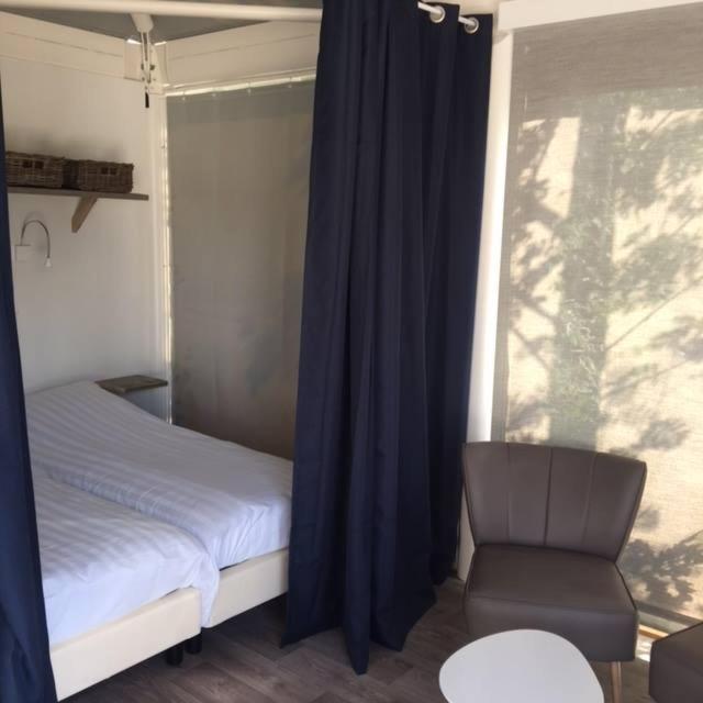 מלון Sint Maartensvlotbrug Safaritent Glamping Tent Nabij Sint Maartenszee מראה חיצוני תמונה